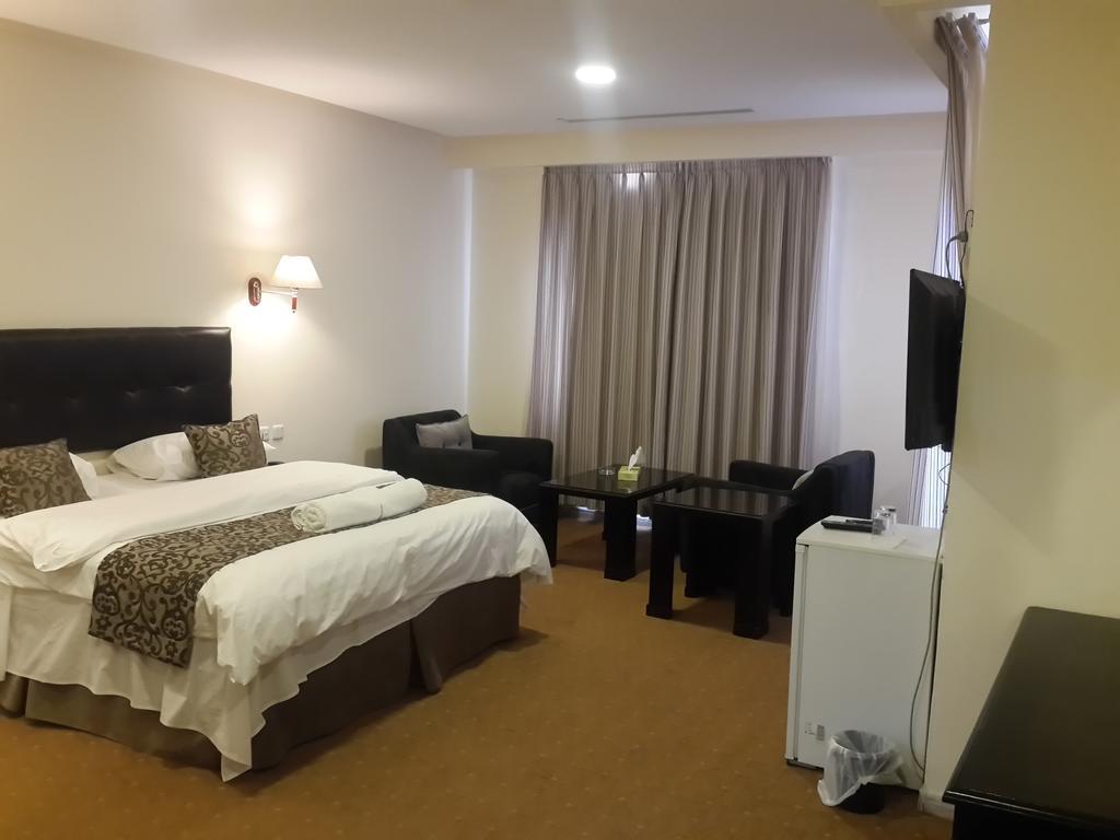 Jeddah Palace Hotel Amman Rum bild
