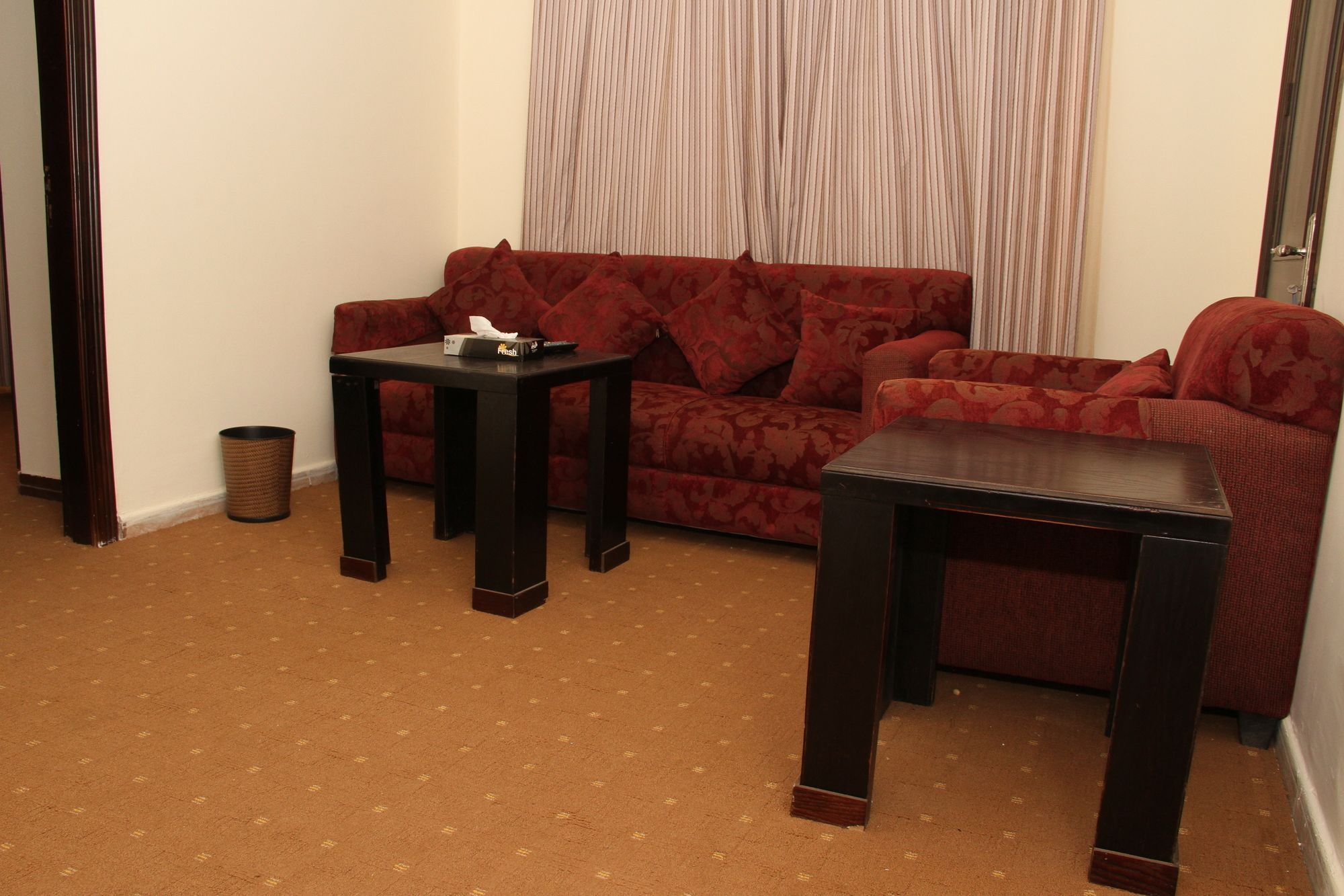 Jeddah Palace Hotel Amman Exteriör bild